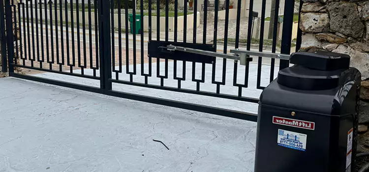 Seamless Installation and Support for Your New Gate in Tampa, FL